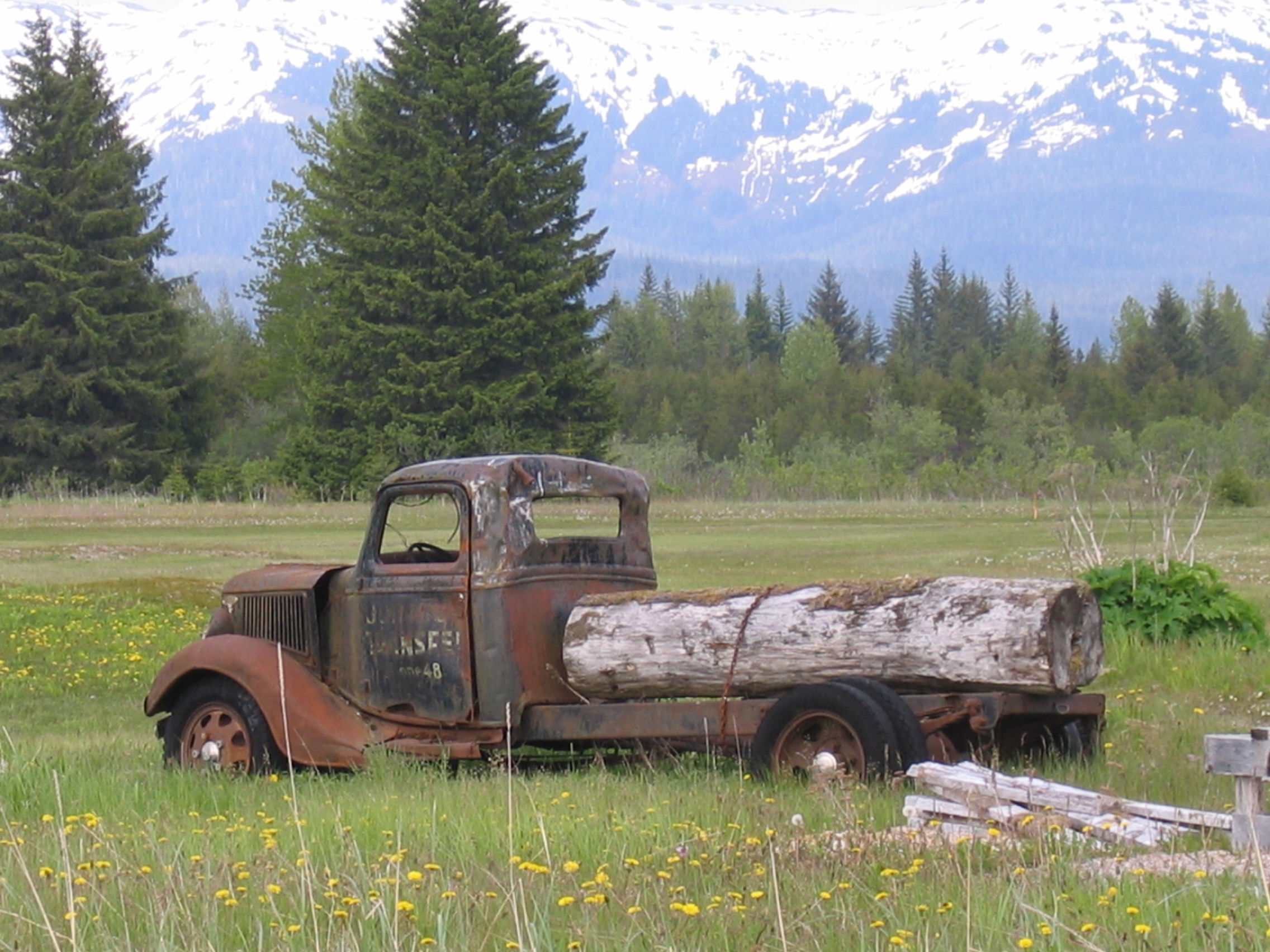 Old truck in Gustavus