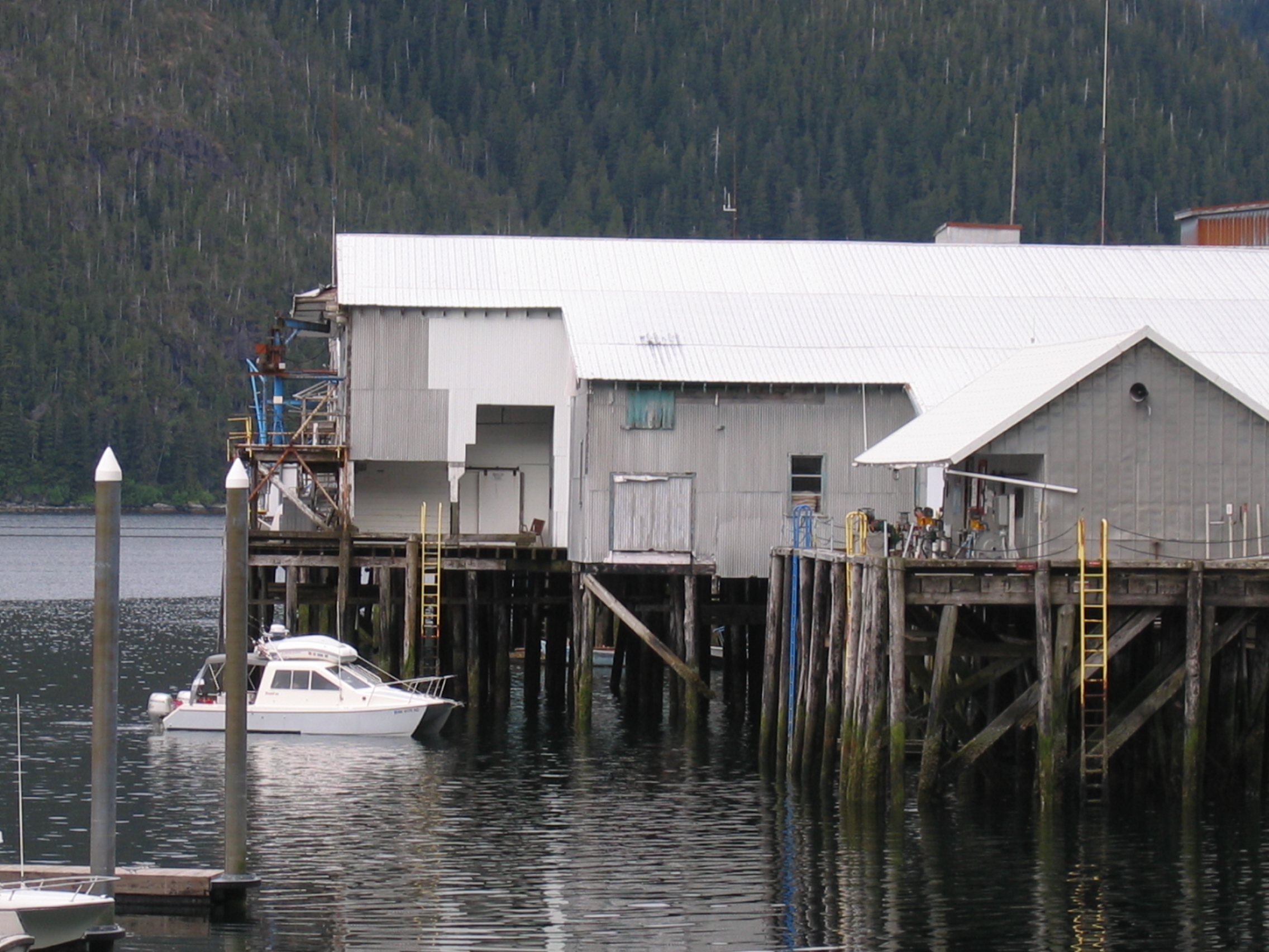 Fish processing plant in Pelican